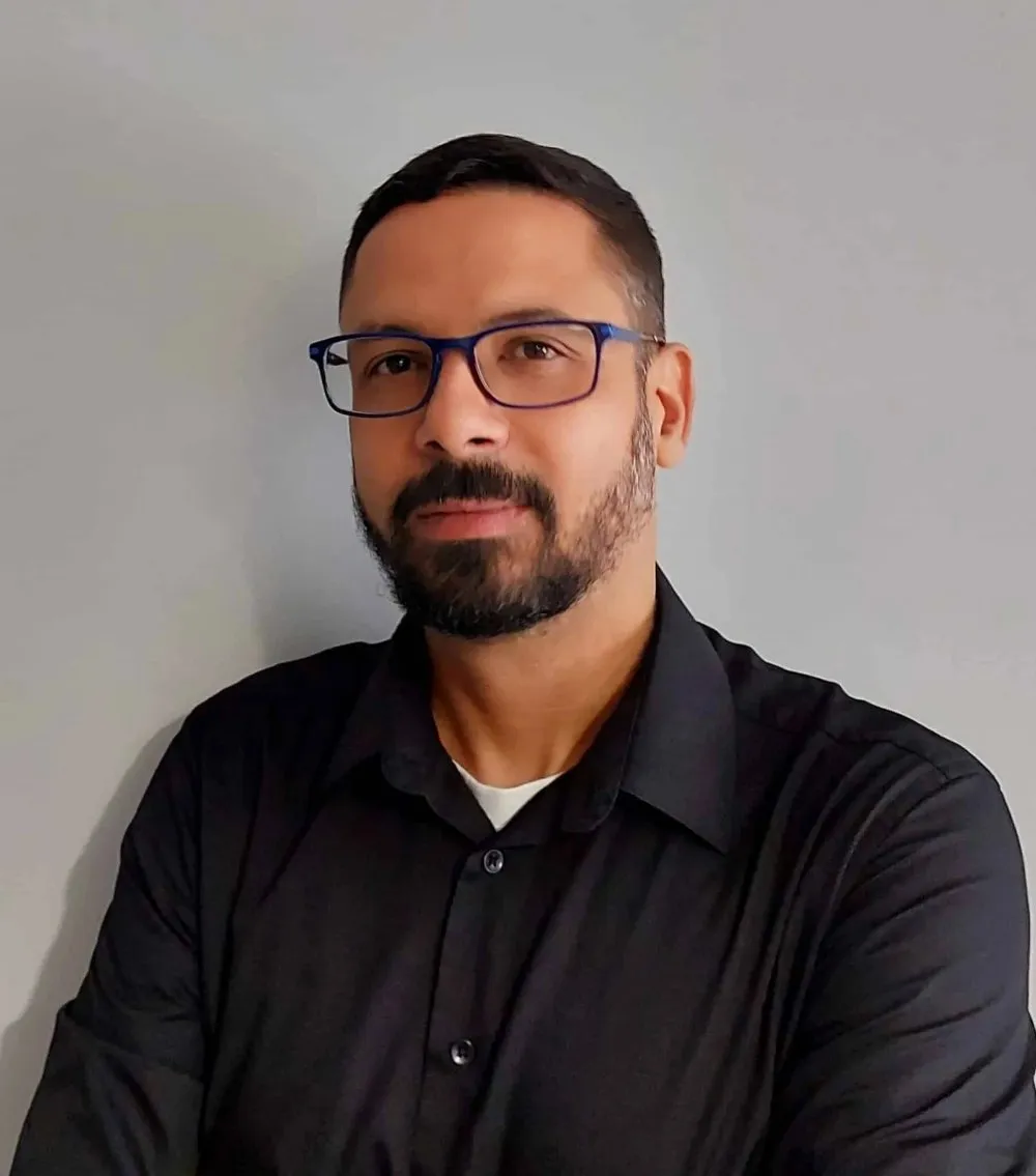 Portrait of Igor Ribeiro, Supervisor